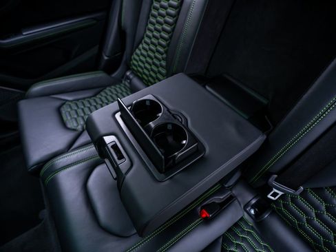 Used 2020 Lamborghini Urus AWD/4WD image 63