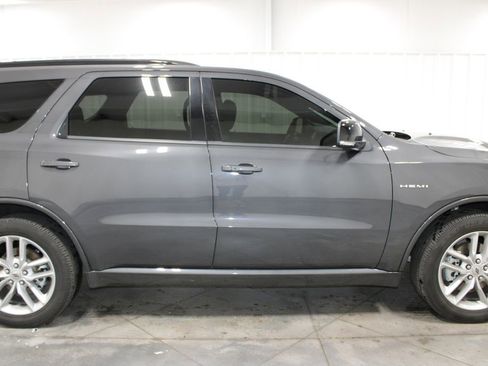 Used 2025 Dodge Durango R/T image 11
