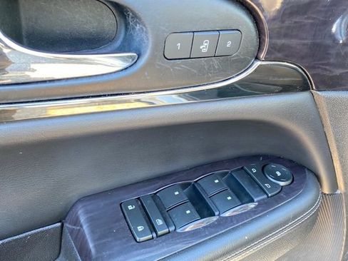 Used 2017 Buick Enclave Leather w/ Trailering Package image 17