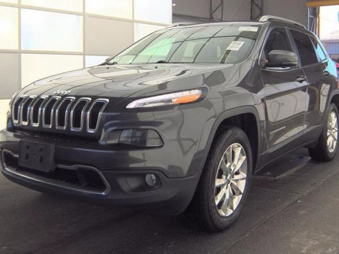 Used 2016 Jeep Cherokee Limited AWD/4WD image 4