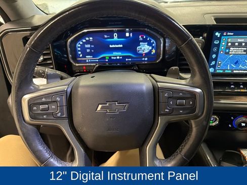Used 2023 Chevrolet Silverado 1500 LT Trail Boss AWD/4WD image 4