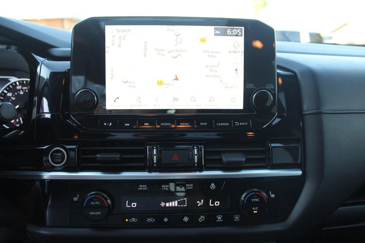 Used 2022 Nissan Pathfinder SL w/ SL Premium Package FWD image 34