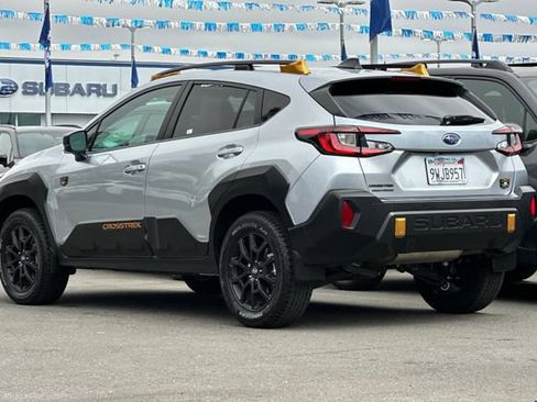 Used 2025 Subaru Crosstrek 2.5i Wilderness w/ Crosstrek Mirror Package AWD/4WD image 6