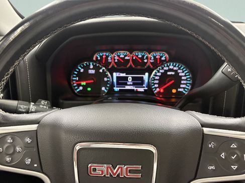 Used 2017 GMC Sierra 1500 SLT AWD/4WD image 32