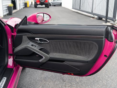 Used 2025 Porsche 718 Cayman GTS RWD image 27