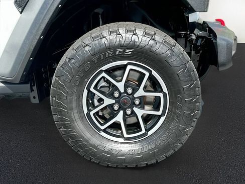 Used 2024 Jeep Wrangler Unlimited Rubicon AWD/4WD image 30