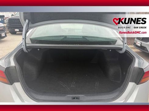 Used 2025 Nissan Altima 2.5 SR image 8