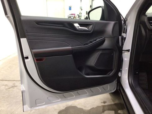 New 2026 Ford Escape ST-Line w/ Tech Pack #1 image 19