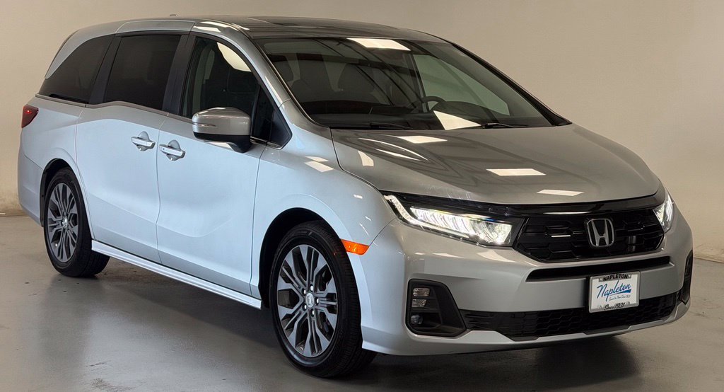 Used 2025 Honda Odyssey Touring image 6