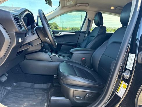 Used 2020 Ford Escape SEL FWD image 6