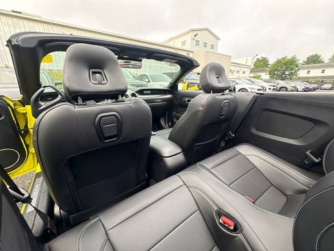Used 2021 Ford Mustang GT Premium w/ GT Performance Package RWD image 28