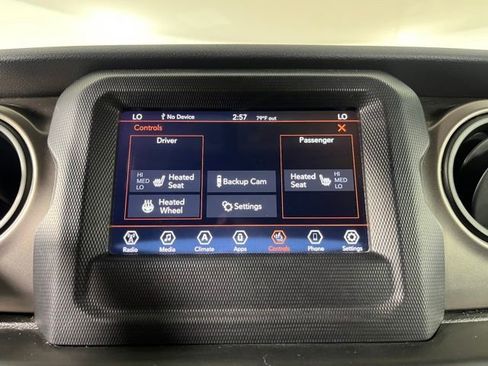 Used 2020 Jeep Wrangler Sport AWD/4WD image 30