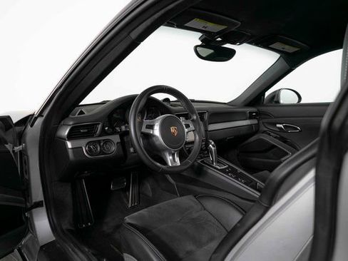 Used 2015 Porsche 911 GT3 image 16