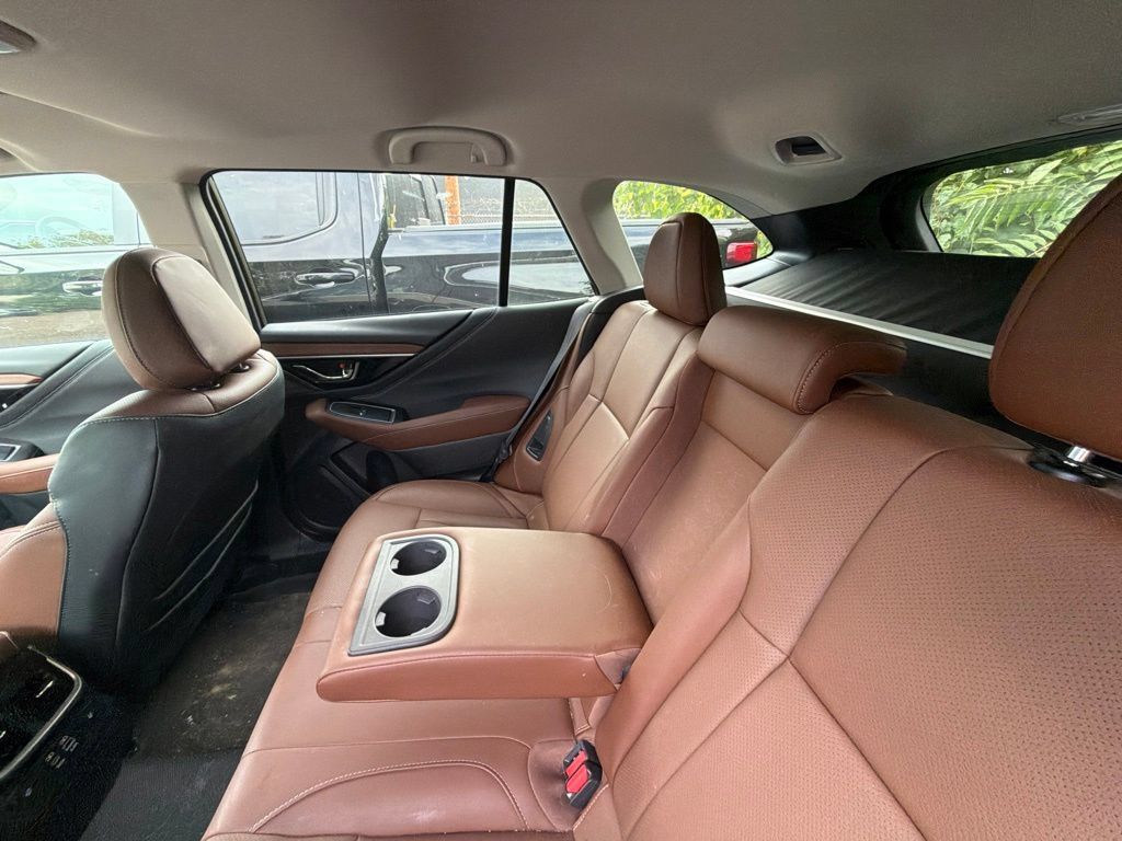 Used 2025 Subaru Outback Touring XT AWD/4WD image 12