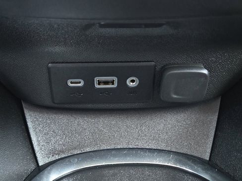 Used 2024 Chevrolet Malibu LT image 24