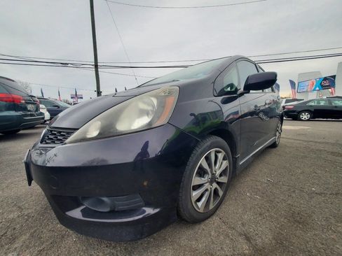 Used 2013 Honda Fit Sport image 1