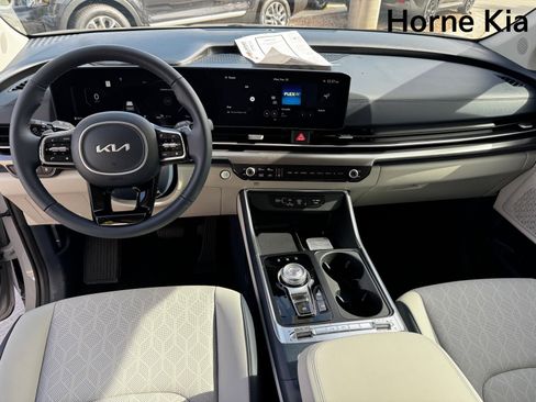 New 2026 Kia Carnival SX image 12