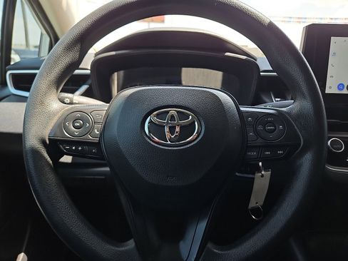 Used 2023 Toyota Corolla LE image 12