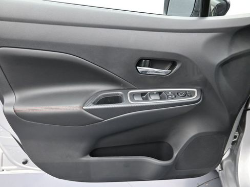 New 2025 Nissan Versa SR w/ Trunk Package image 11