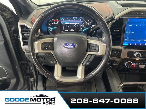 Used 2022 Ford F350 Platinum image 11