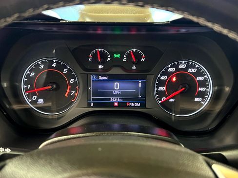 Used 2022 Chevrolet Camaro LT w/ Technology Package image 16