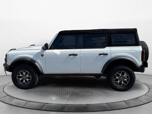 Used 2022 Ford Bronco Badlands AWD/4WD image 6