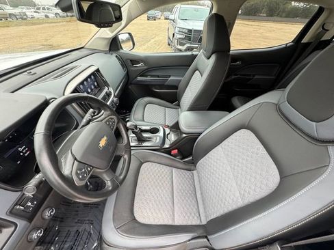 Used 2022 Chevrolet Colorado Z71 image 27