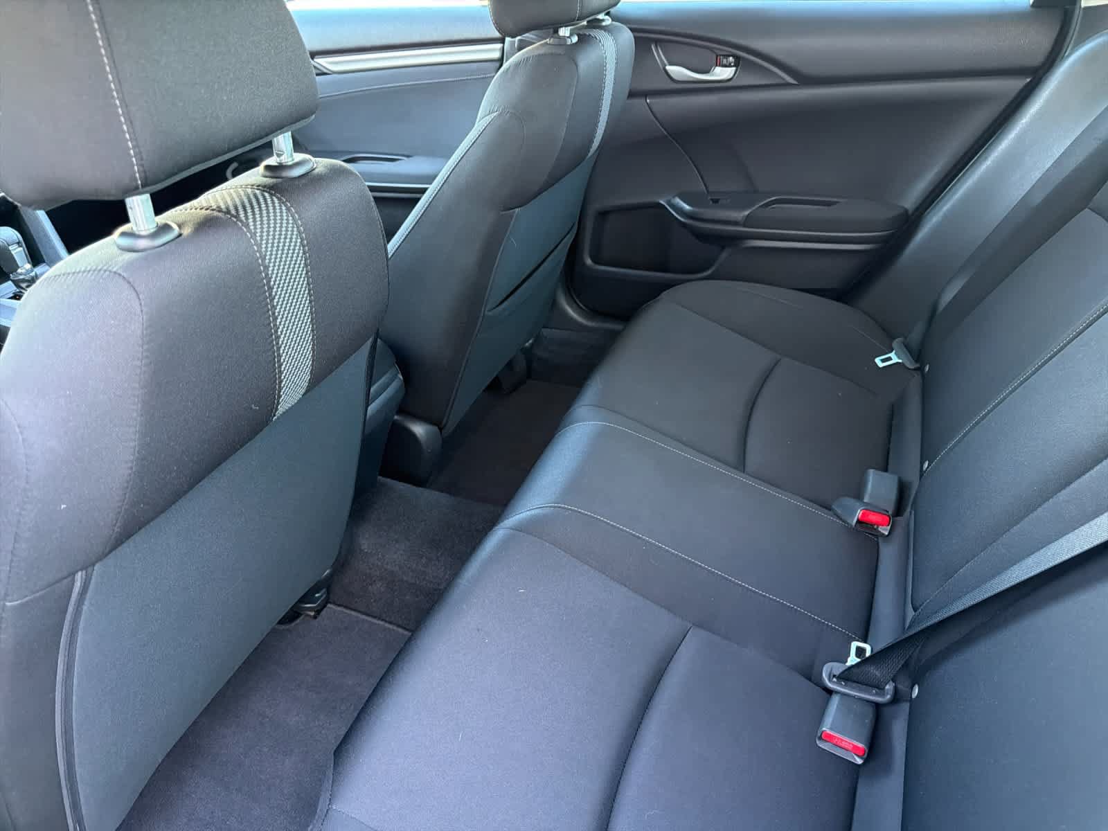 Used 2016 Honda Civic EX image 4