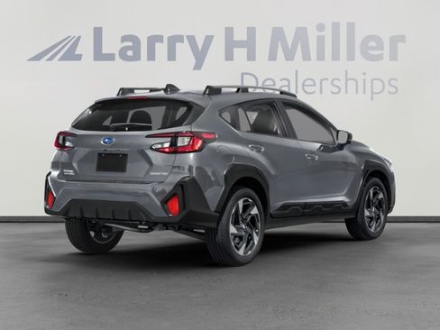 Used 2024 Subaru Crosstrek 2.5i Limited image 2