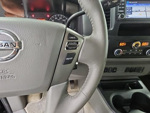 Used 2017 Nissan NV 3500 SL RWD image 25