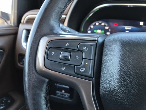 Used 2022 Chevrolet Suburban High Country image 23