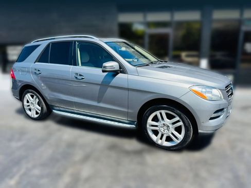 Used 2015 Mercedes-Benz ML 350 4MATIC w/ Premium 1 Package image 7