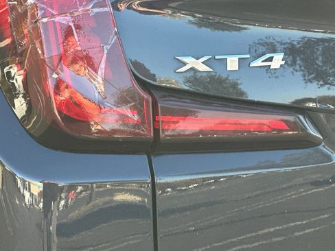 Certified 2023 Cadillac XT4 Luxury image 47
