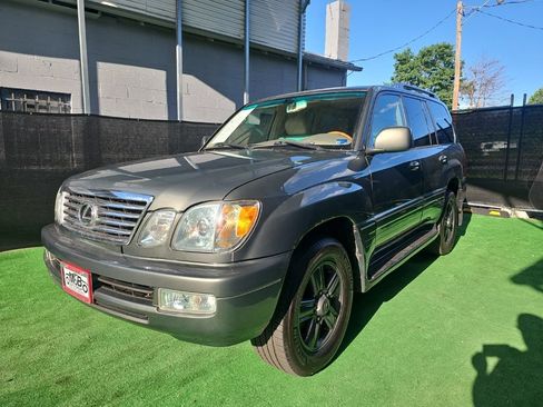 Used 2006 Lexus LX 470 4WD image 11