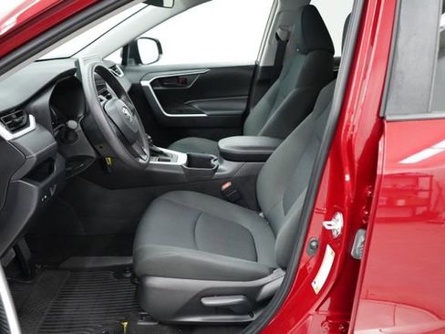 Used 2023 Toyota RAV4 LE AWD/4WD image 12