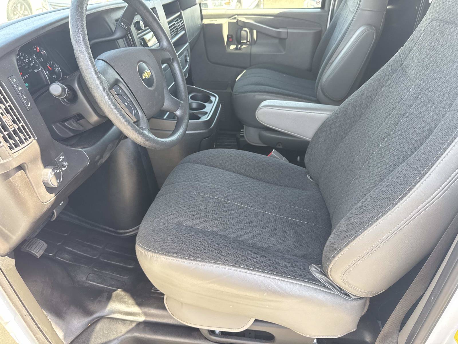 Used 2025 Chevrolet Express 2500 w/ Driver Convenience Package RWD image 21