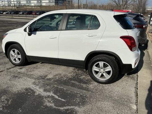 Used 2020 Chevrolet Trax LS image 12