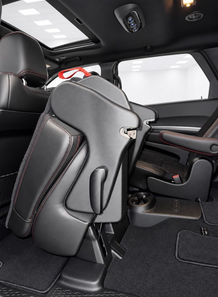 Used 2023 Dodge Durango R/T w/ Tow 'N Go Package AWD/4WD image 27