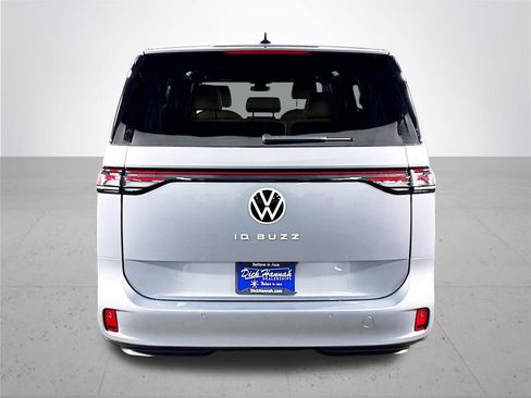 New 2025 Volkswagen ID. Buzz Pro S image 7