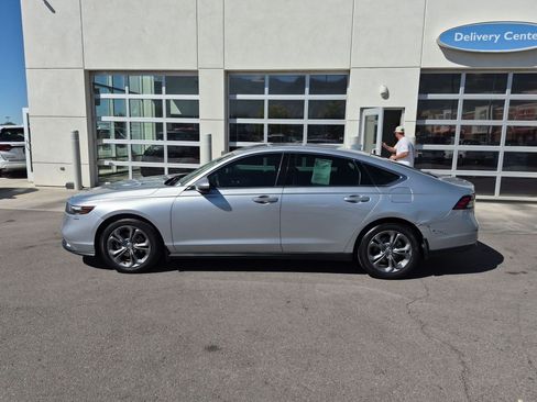 Used 2024 Honda Accord EX image 10