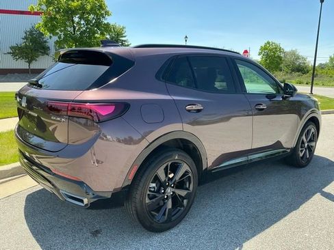 Used 2025 Buick Envision Sport Touring AWD/4WD image 8