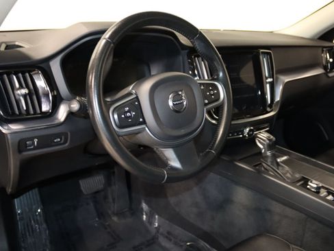 Used 2020 Volvo S60 T6 Momentum AWD/4WD image 33