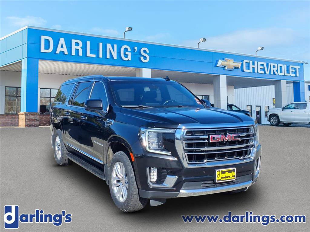 Used 2022 GMC Yukon XL SLT w/ SLT Premium Package AWD/4WD image 3