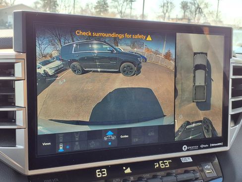 Used 2024 Toyota Tundra Limited w/ TRD Off-Road Package image 8