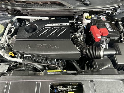 Used 2025 Nissan Rogue SV FWD image 11