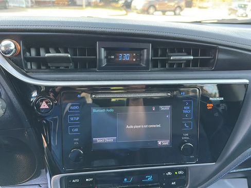 Used 2017 Toyota Corolla SE w/ Carpet Mat Package (TMS) image 34