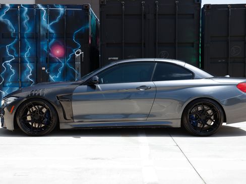 Used 2016 BMW M4 Convertible RWD image 4
