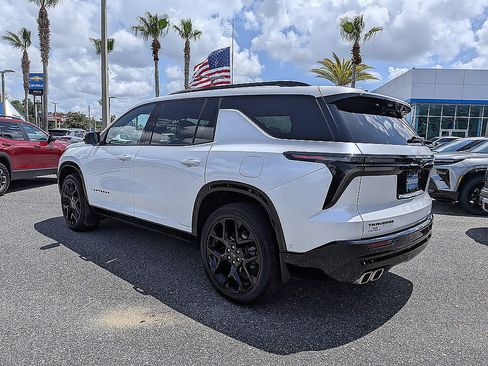 Certified 2024 Chevrolet Traverse RS FWD image 5