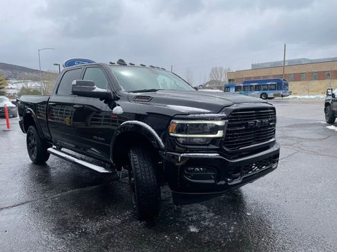 Used 2022 RAM 2500 Laramie w/ Night Edition AWD/4WD image 11