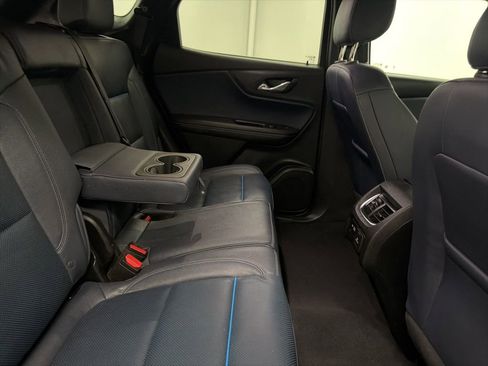 Used 2023 Chevrolet Blazer RS w/ Enhanced Convenience Package image 28